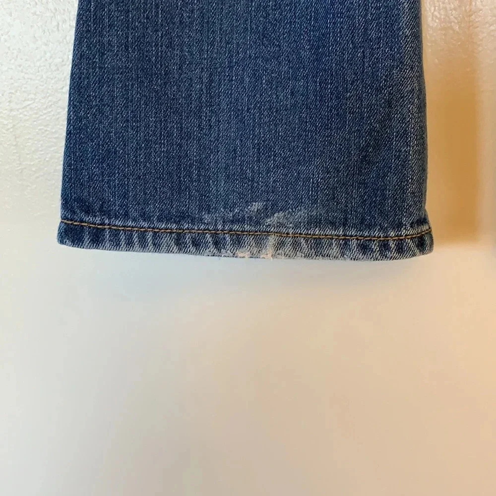 OshKosh B’Gosh -‎ size 4, embroidered denim